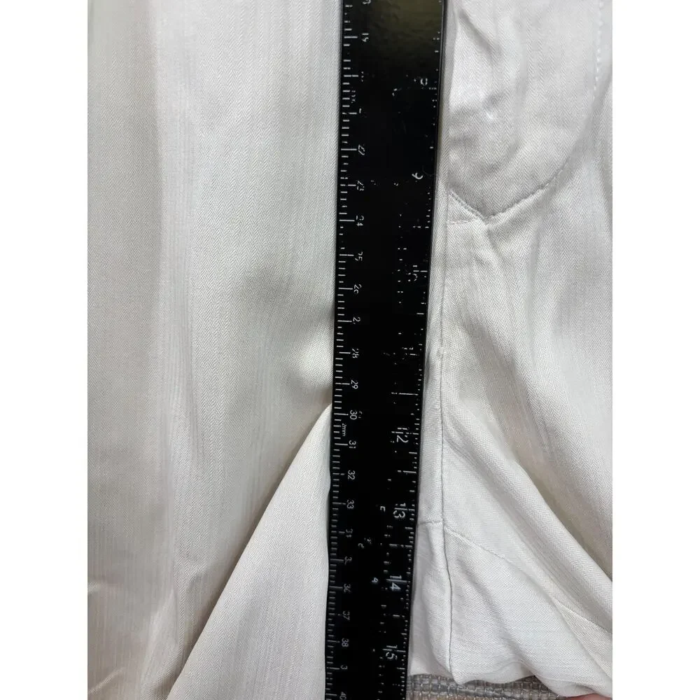 Tommy Bahama Silk Shorts Mens 40 White Chino Pleated Front 10 Inseam Relaxed Fit
